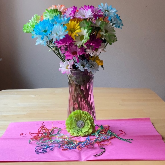 💚 TIEKS GREEN FLOWER 💚 NWOT 💚 - Picture 2 of 16